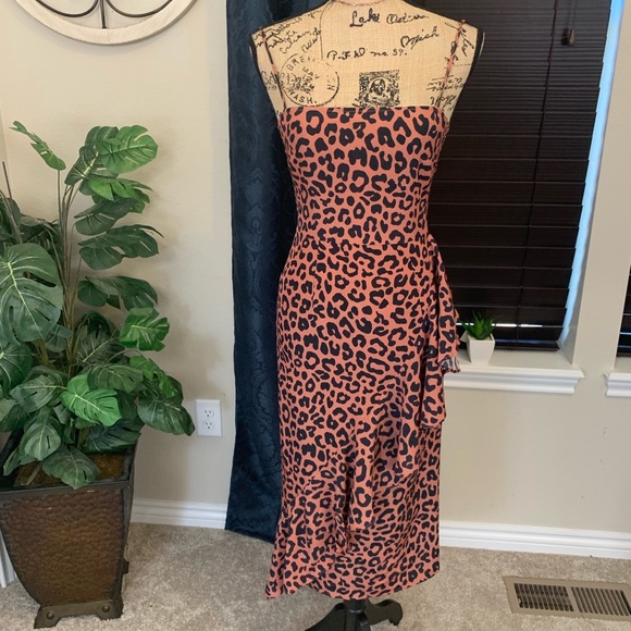 NWT lovers + friends dress - Picture 3 of 7